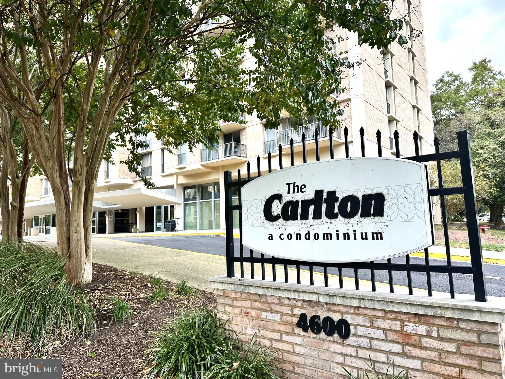 4600 S FOUR MILE RUN DRIVE 321