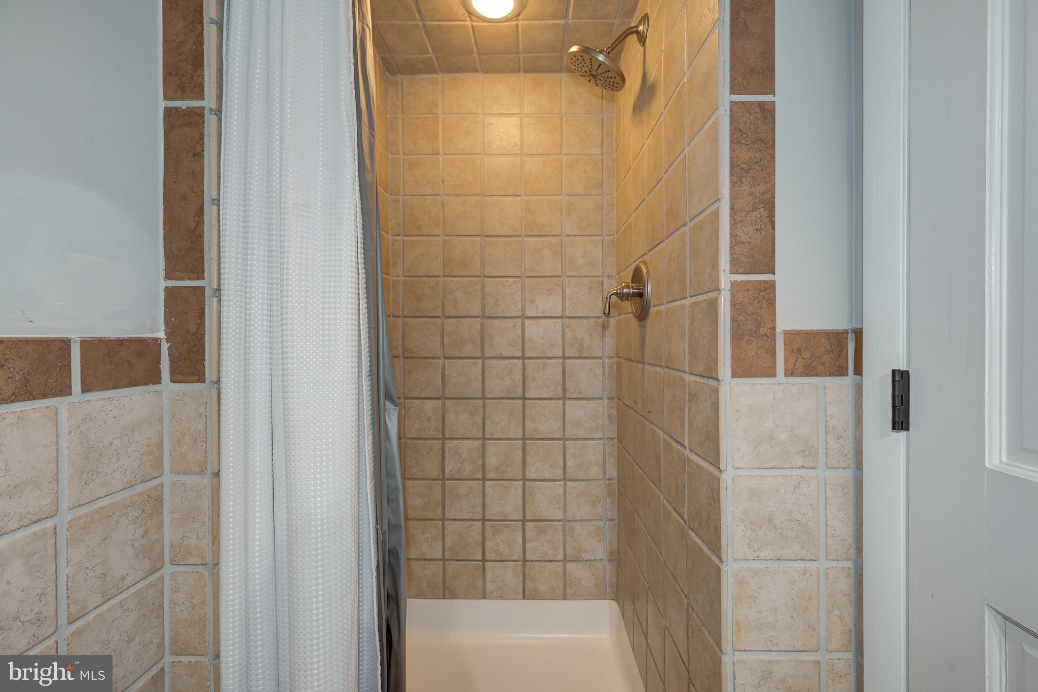 MEDFORD LAKES - Residential