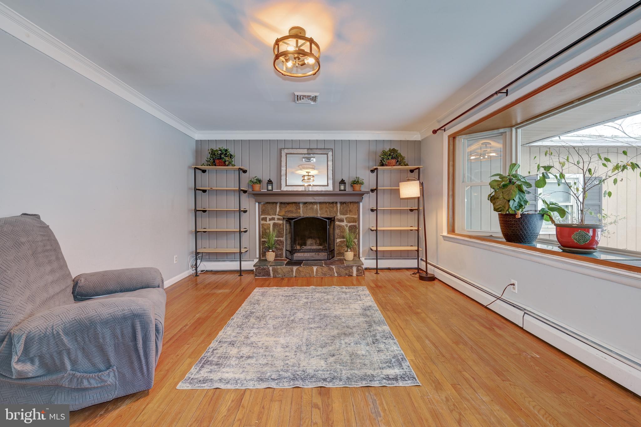 MEDFORD LAKES - Residential