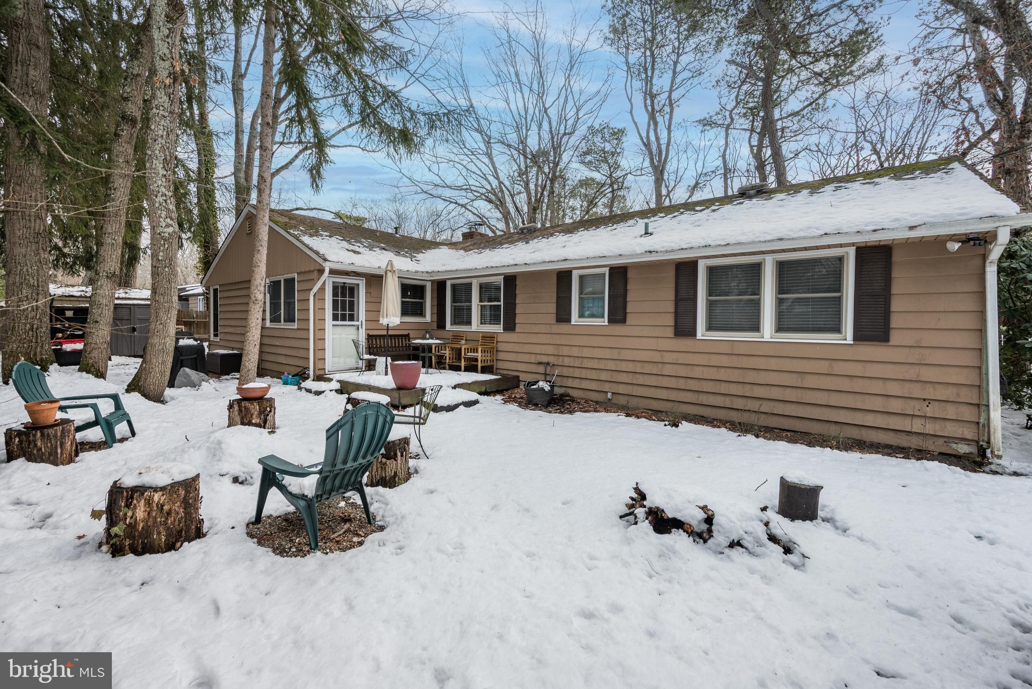 MEDFORD LAKES - Residential