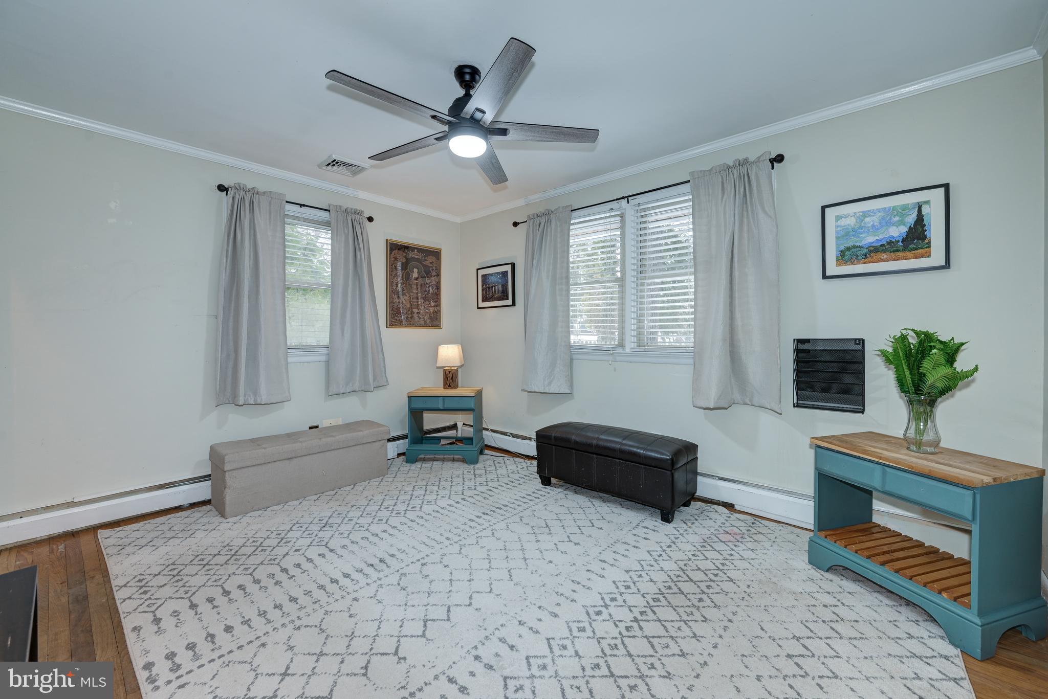 MEDFORD LAKES - Residential