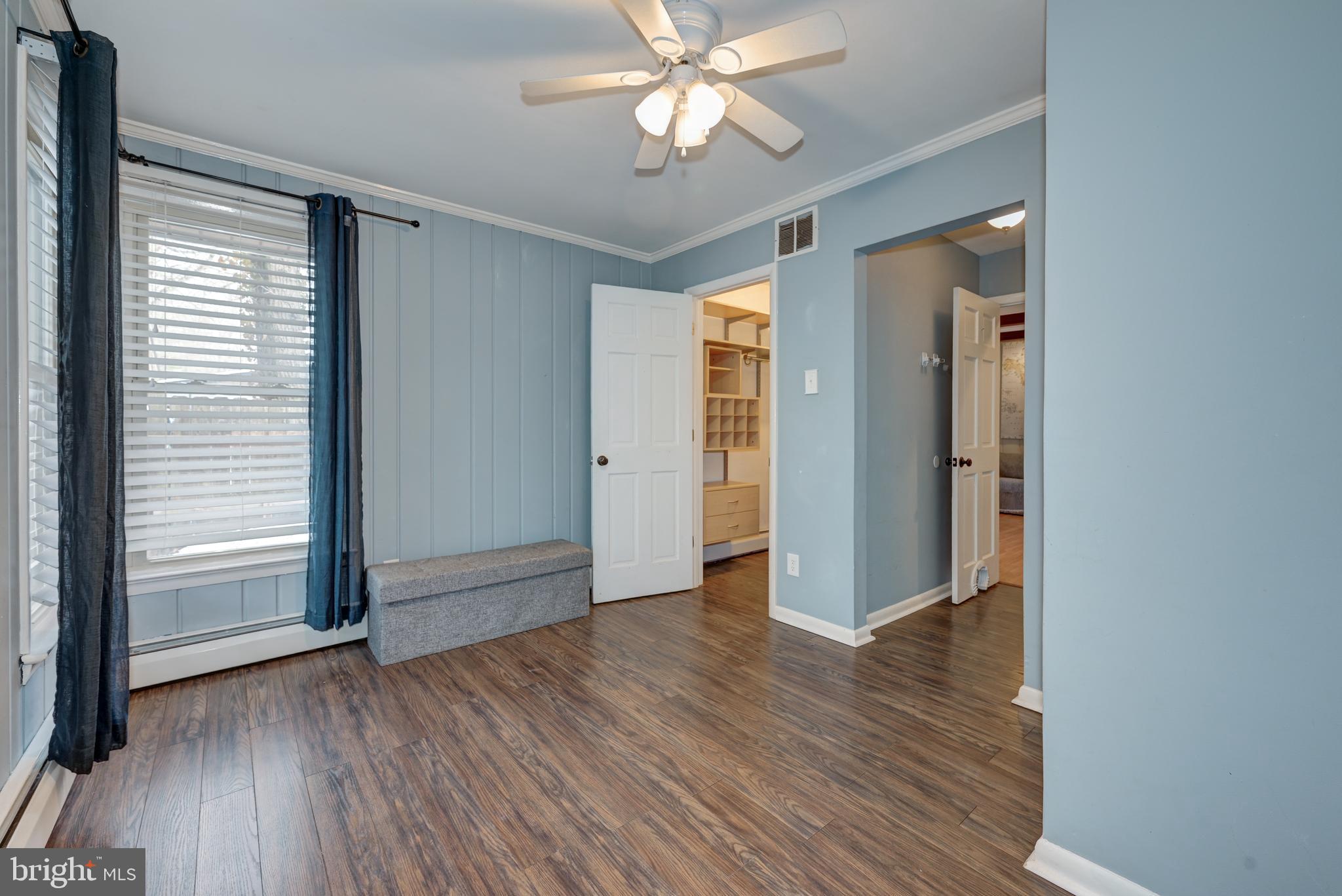 MEDFORD LAKES - Residential