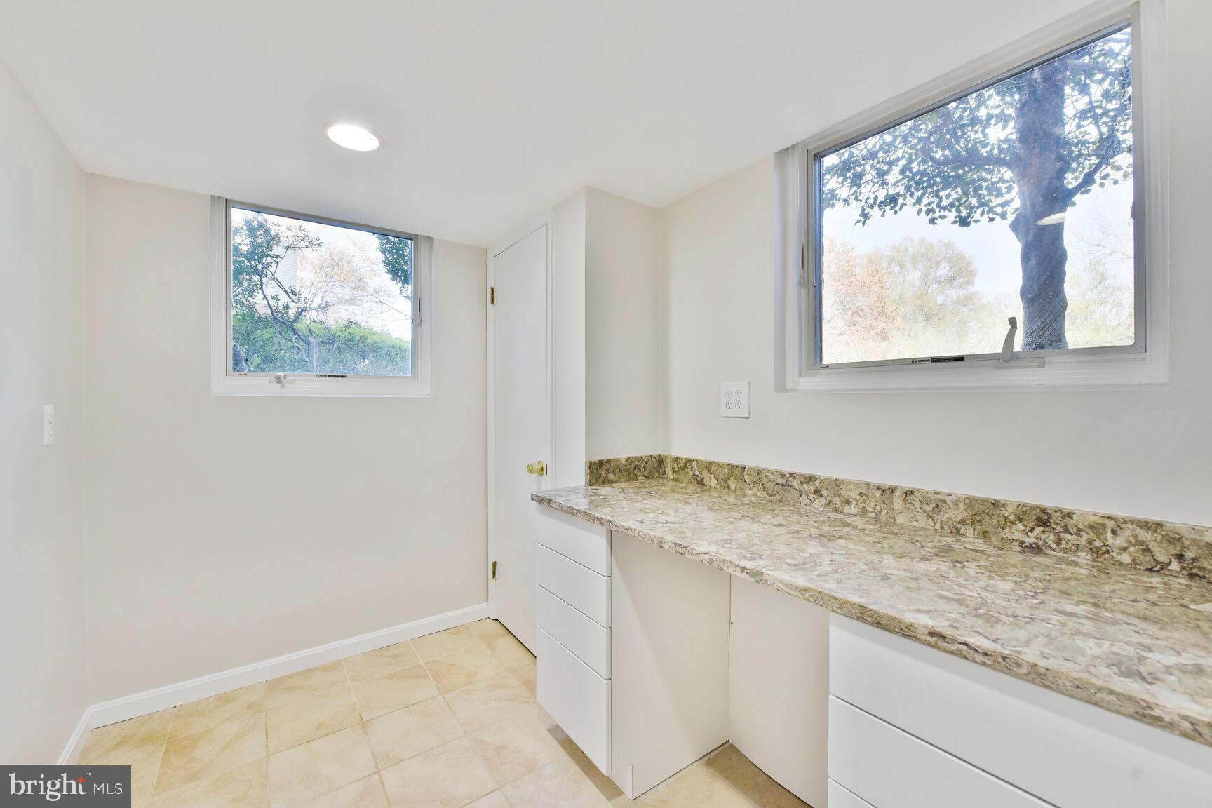 BEAU RIDGE - Residential