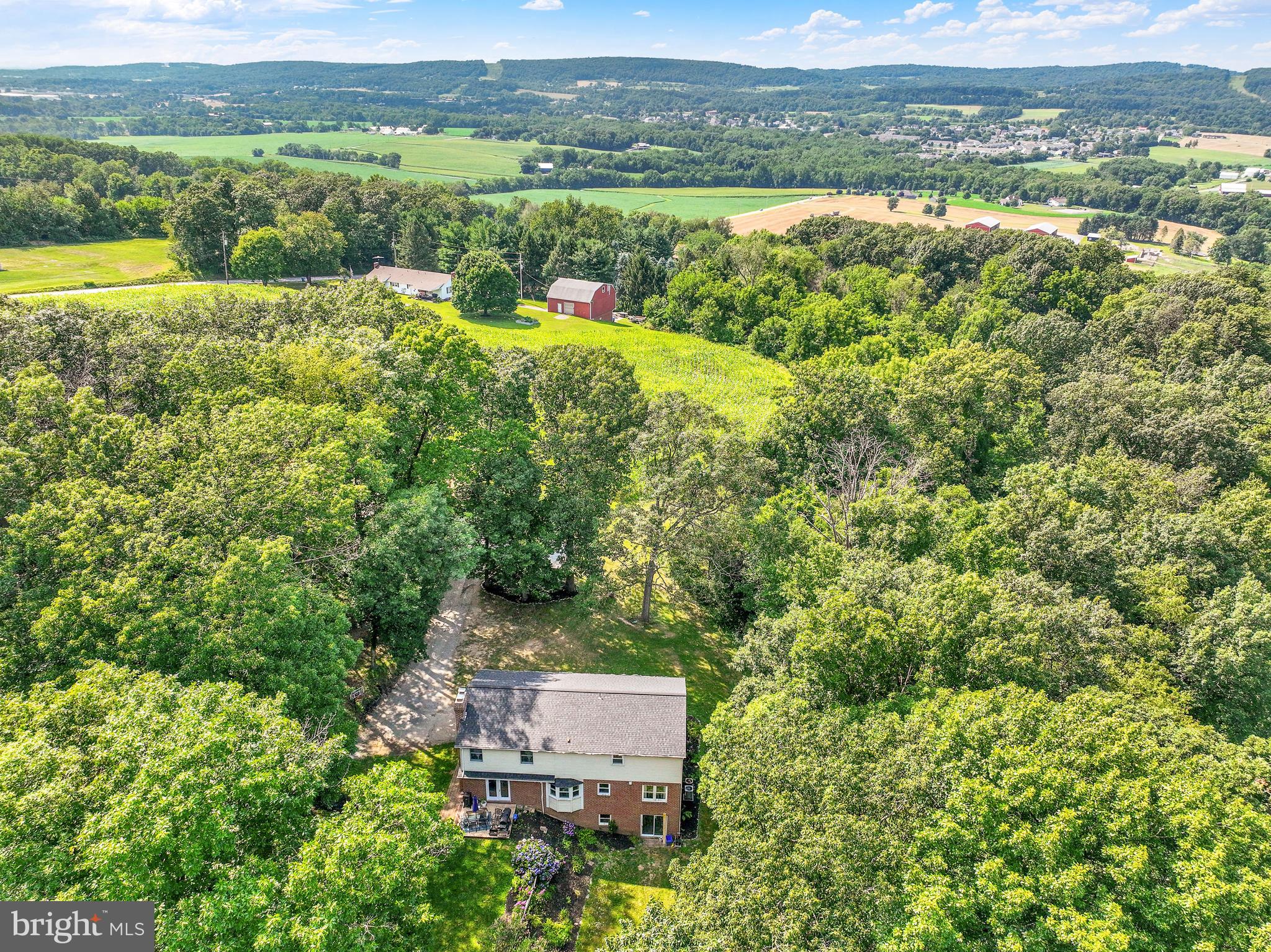 5032 BARKWOOD LANE