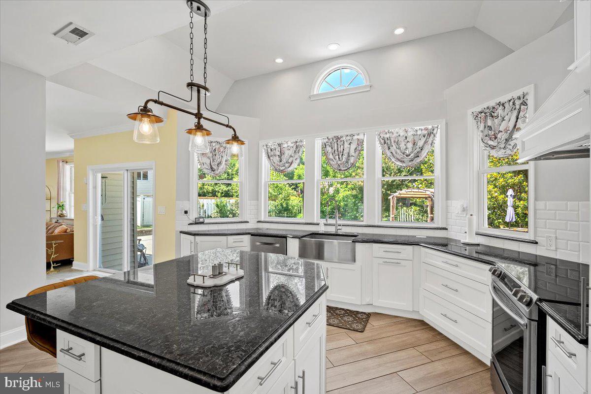 FAIR OAKS - Residential