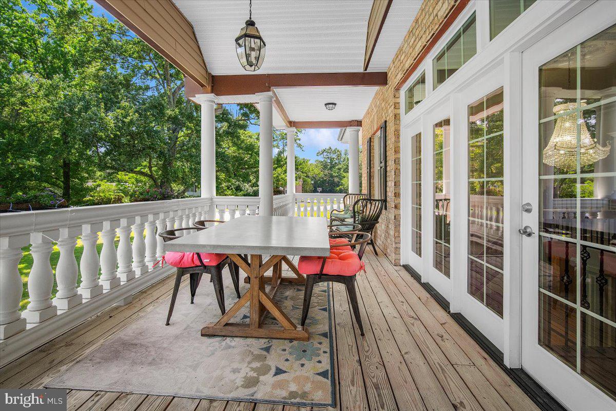 FAIR OAKS - Residential