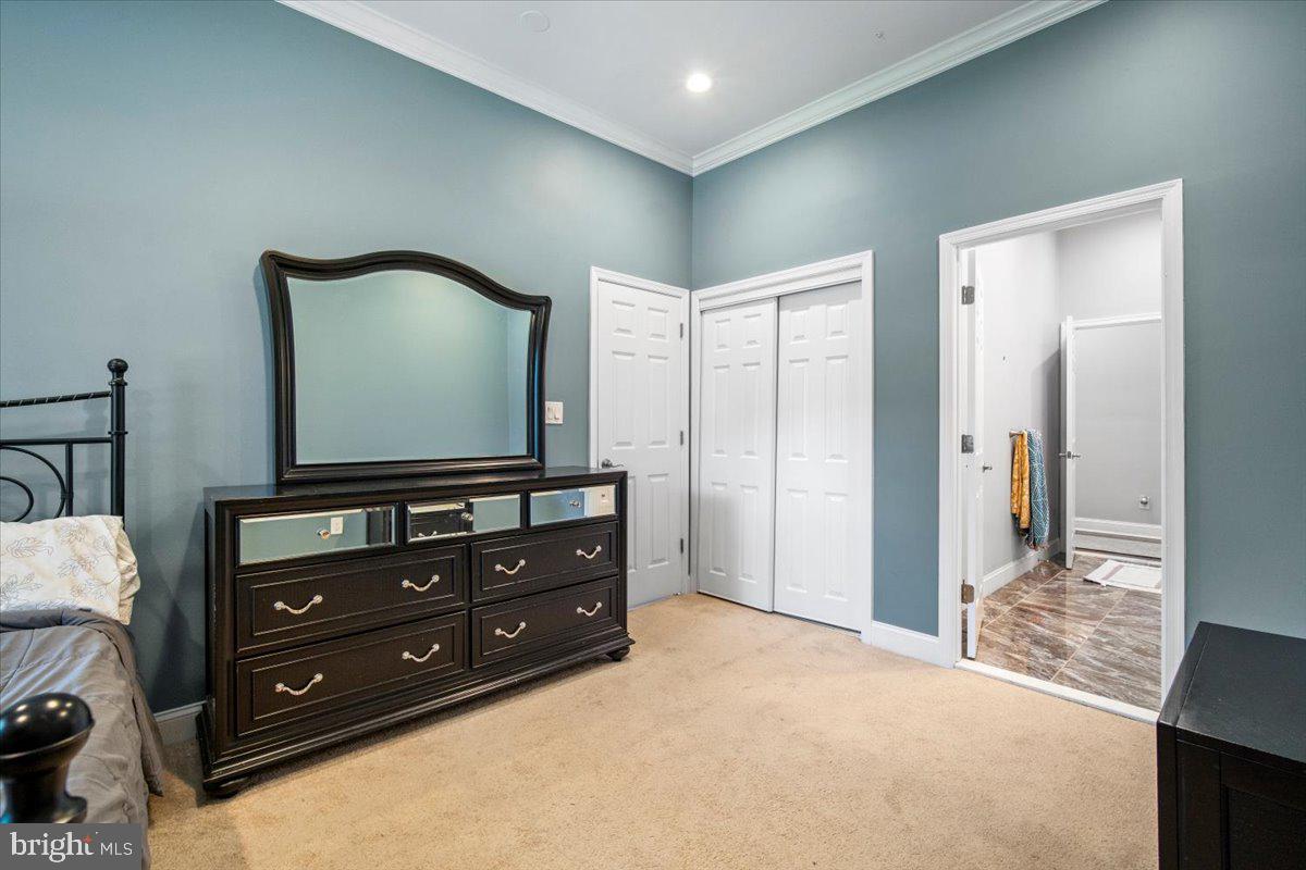 FAIR OAKS - Residential