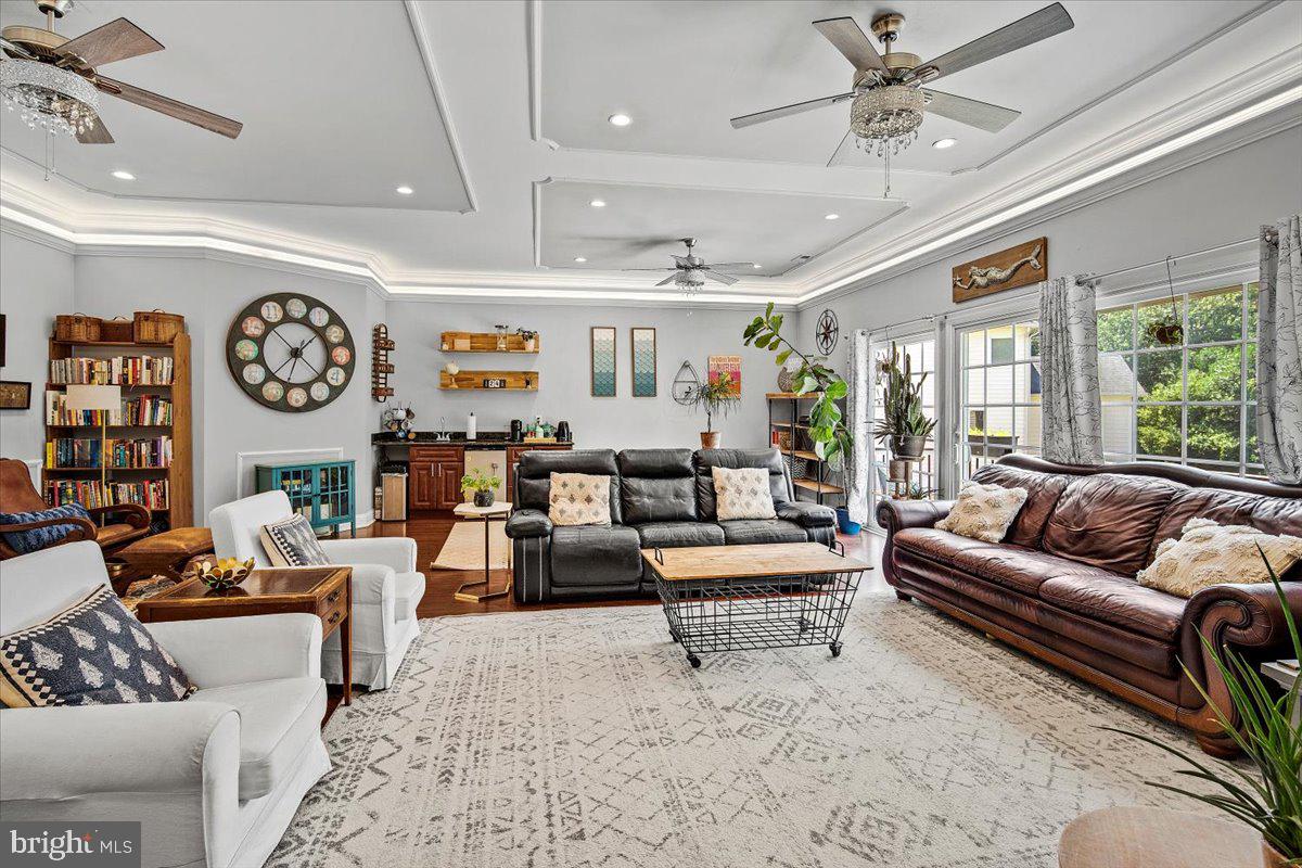 FAIR OAKS - Residential