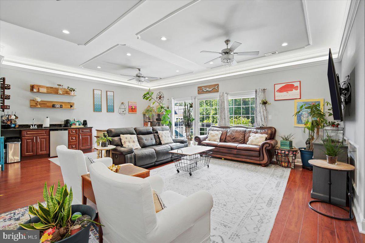 FAIR OAKS - Residential