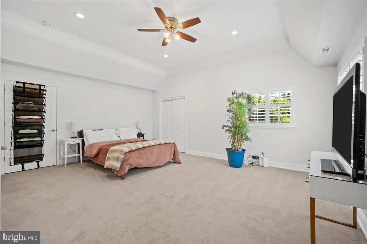 FAIR OAKS - Residential