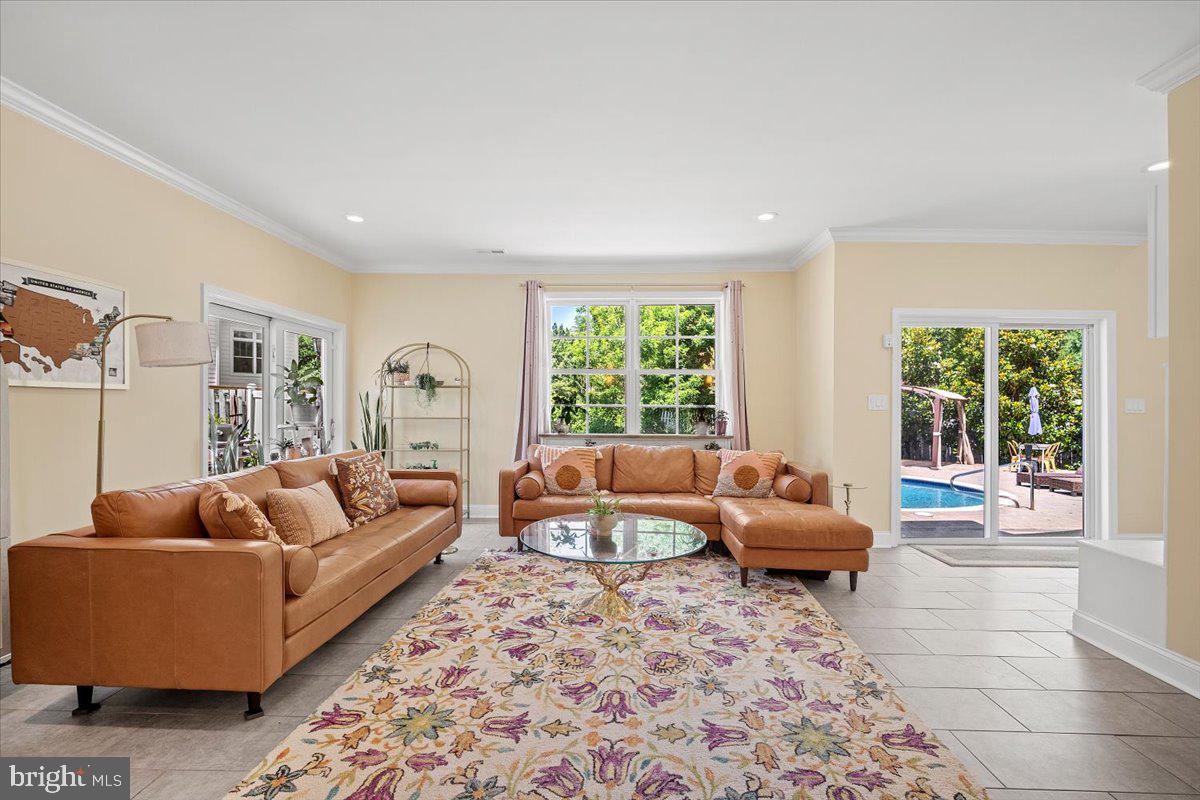 FAIR OAKS - Residential