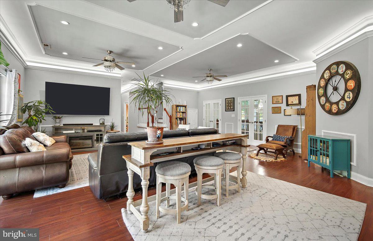 FAIR OAKS - Residential