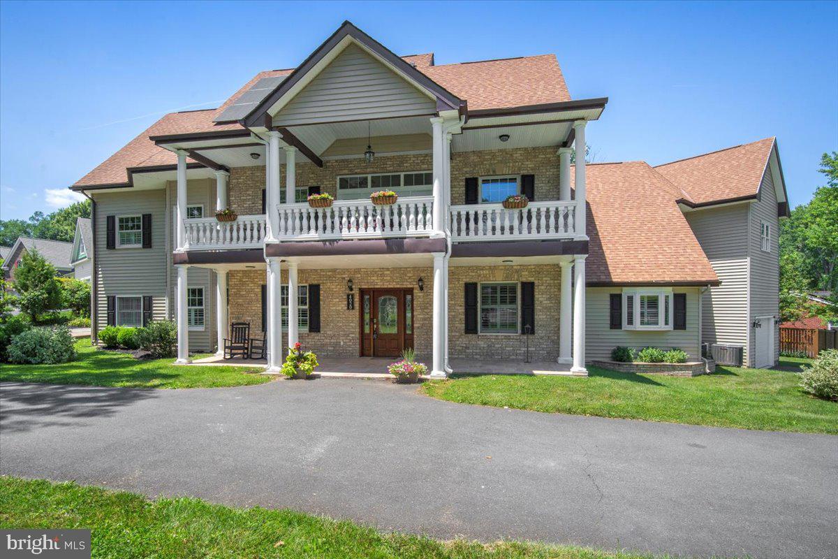 FAIR OAKS - Residential