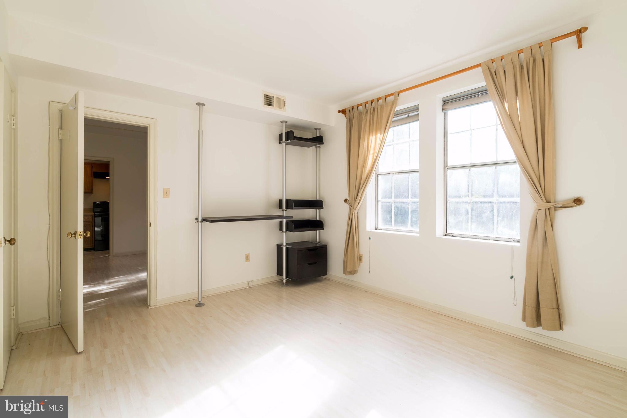 COLONIAL VILLAGE - Residential Lease