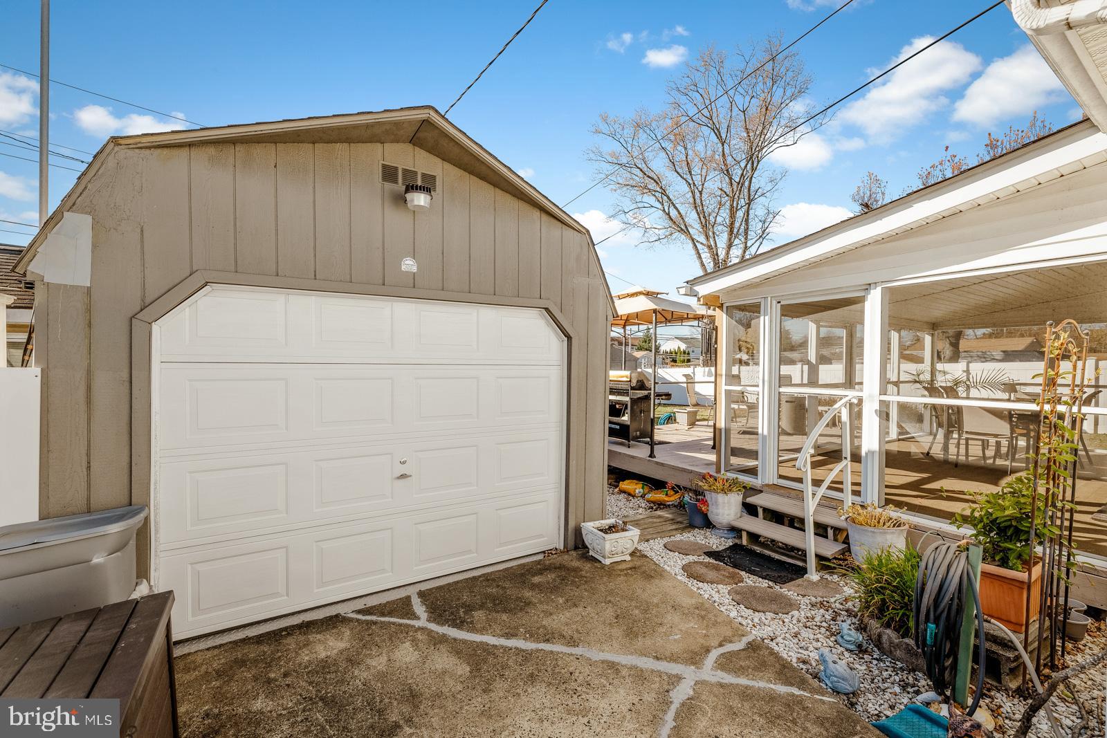 NOTTINGHAM VIL - Residential