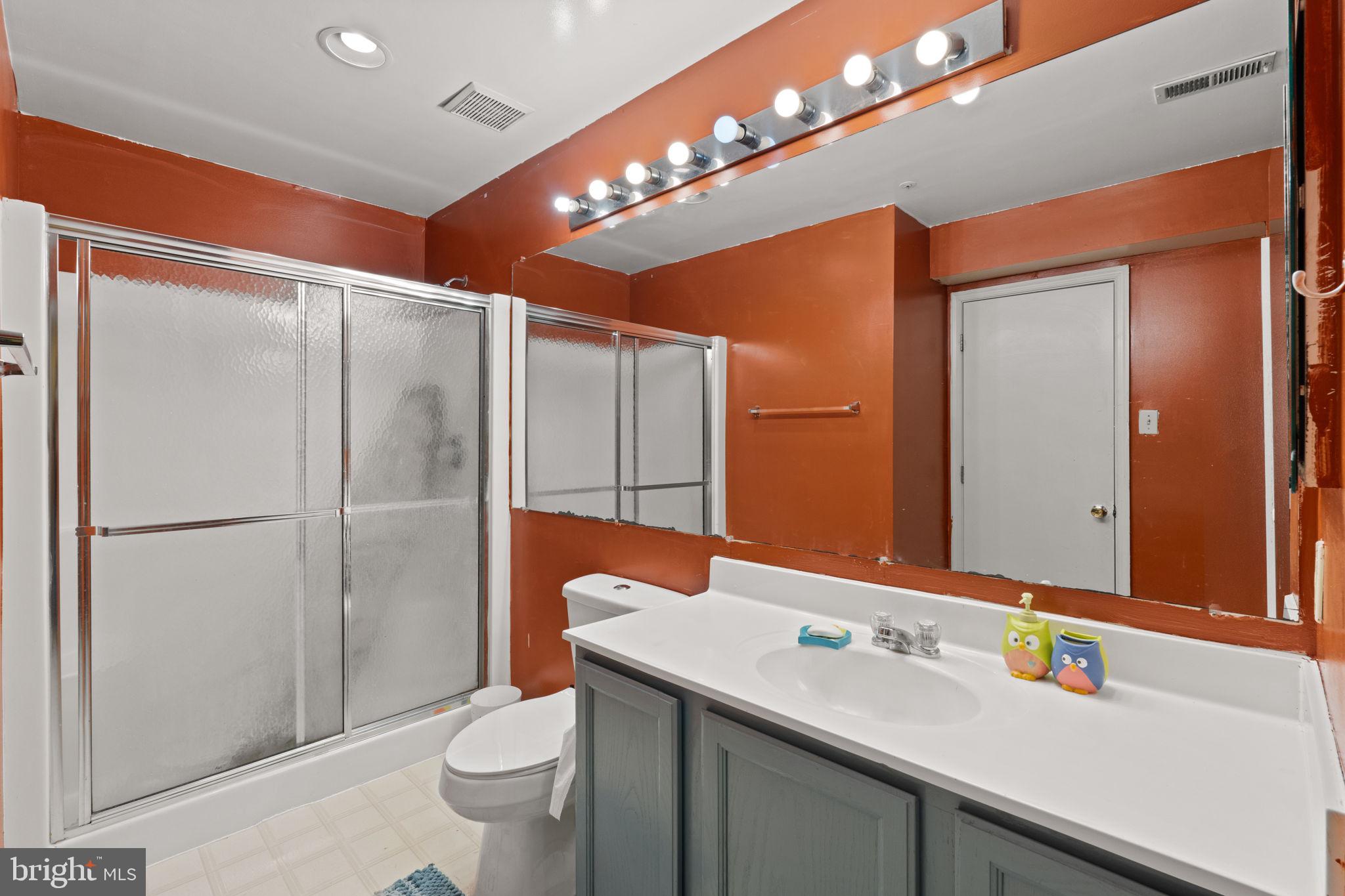 VILLAGE OF HICKORY RIDGE - Residential