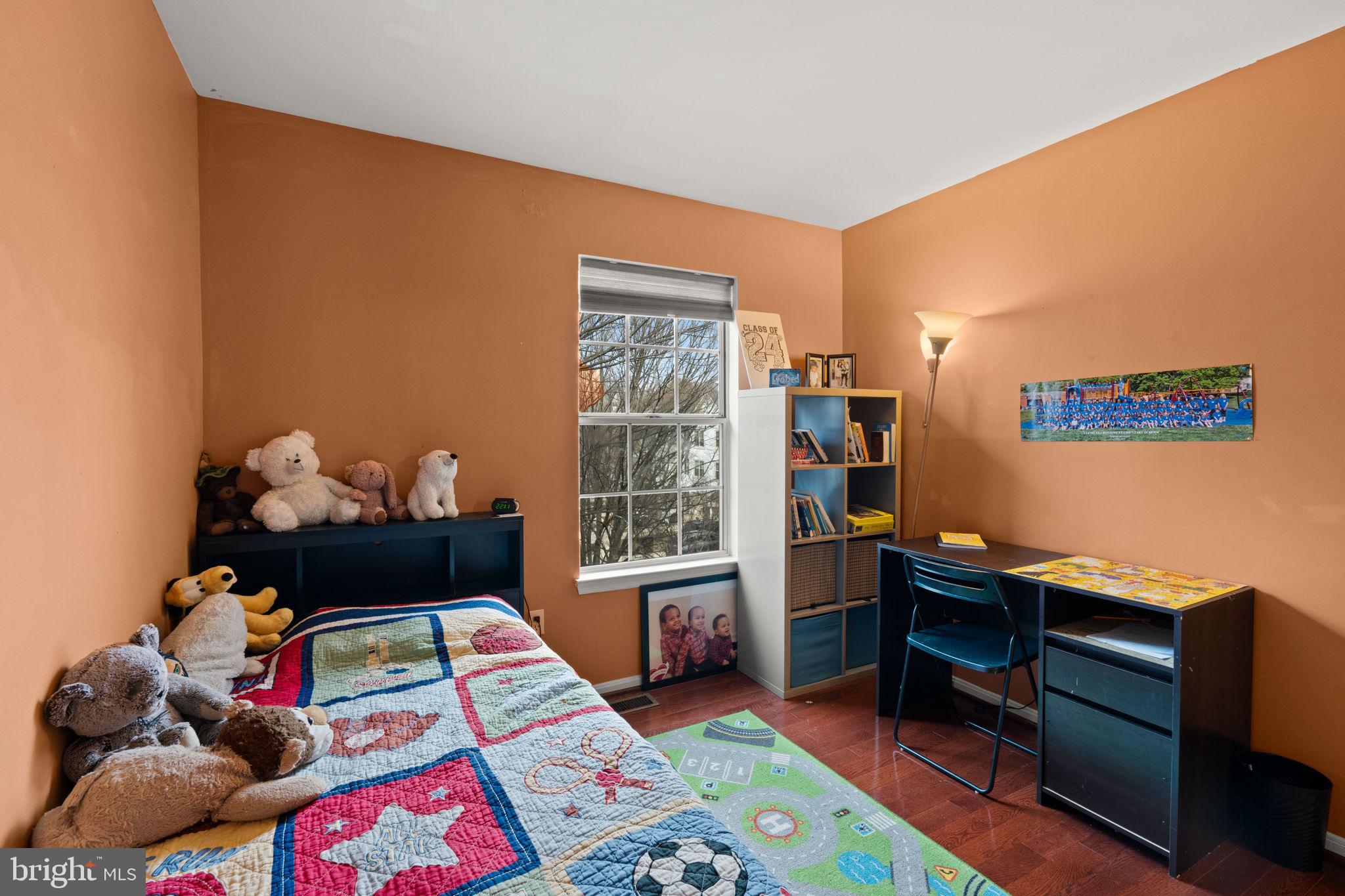 VILLAGE OF HICKORY RIDGE - Residential