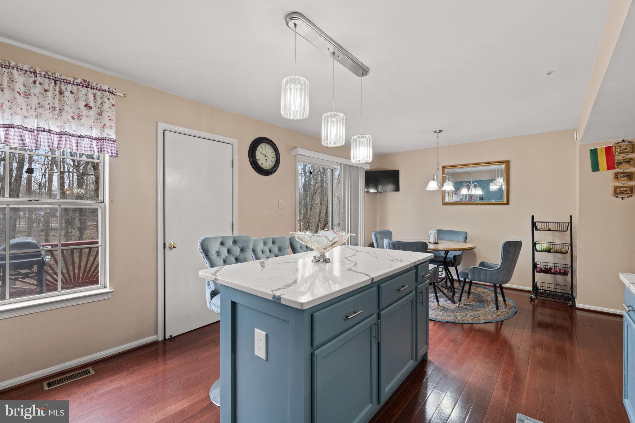 VILLAGE OF HICKORY RIDGE - Residential