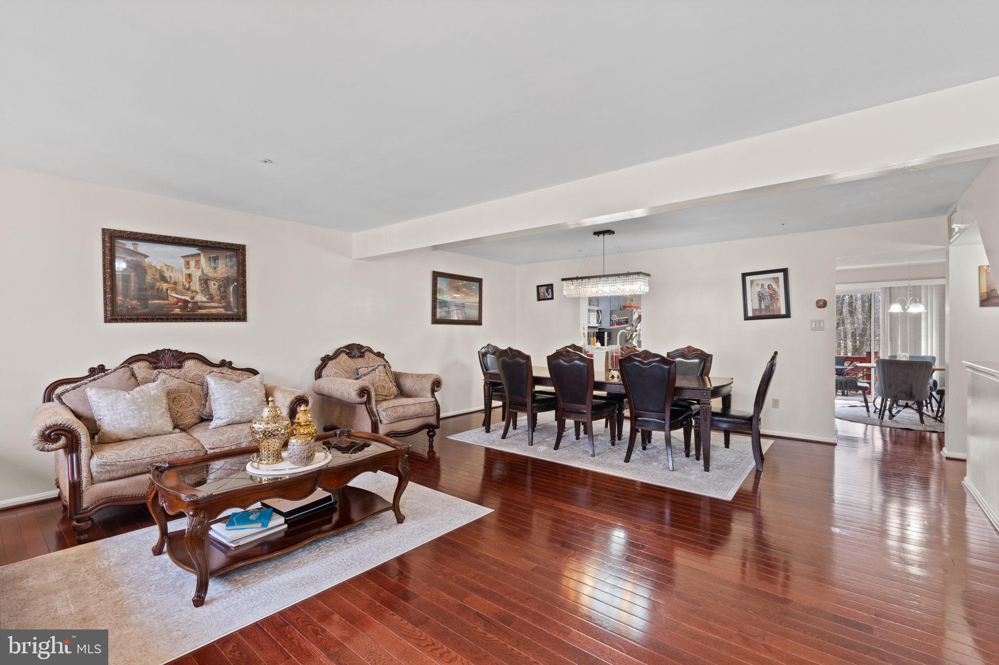 VILLAGE OF HICKORY RIDGE - Residential