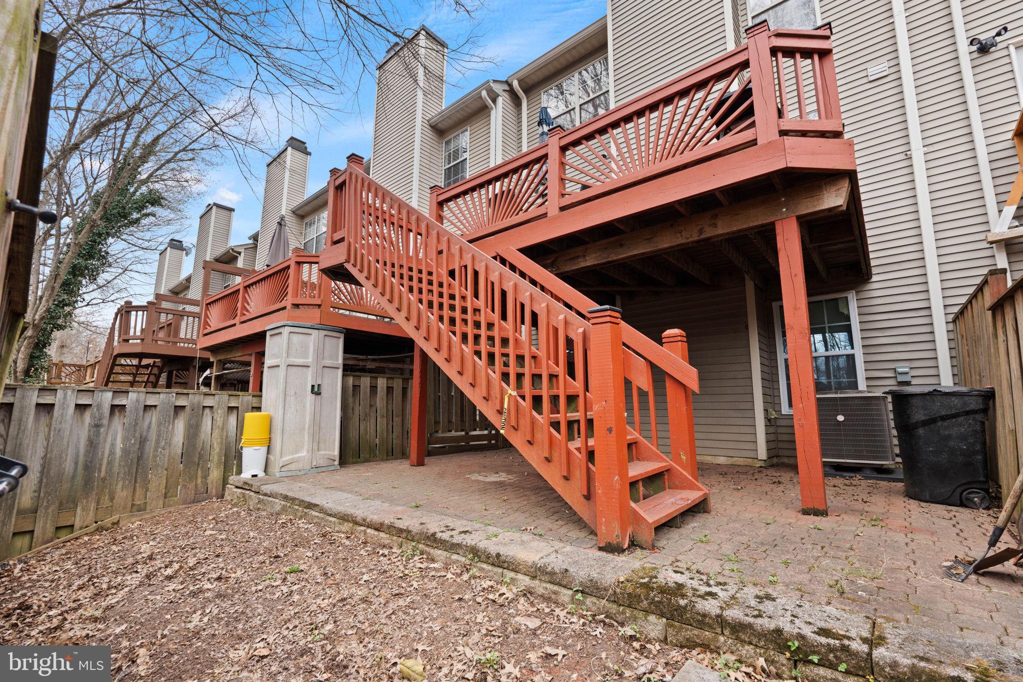 VILLAGE OF HICKORY RIDGE - Residential