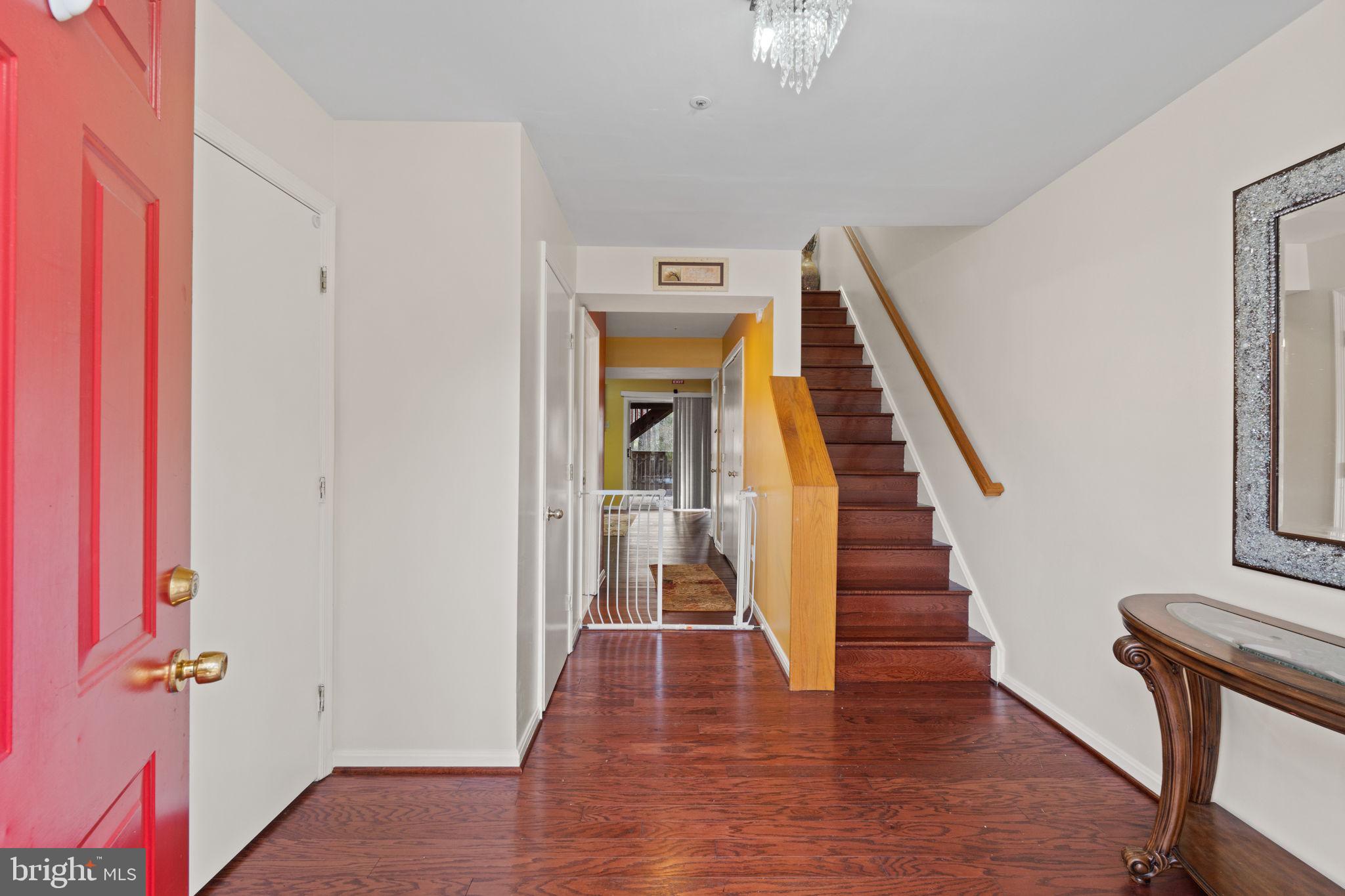 12219 BARE BUSH PATH