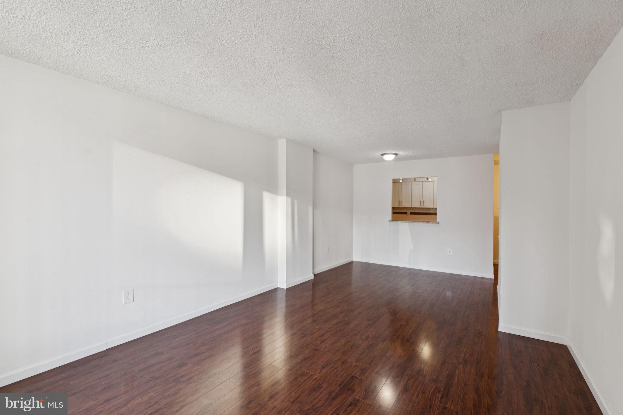 1420 LOCUST STREET 7L