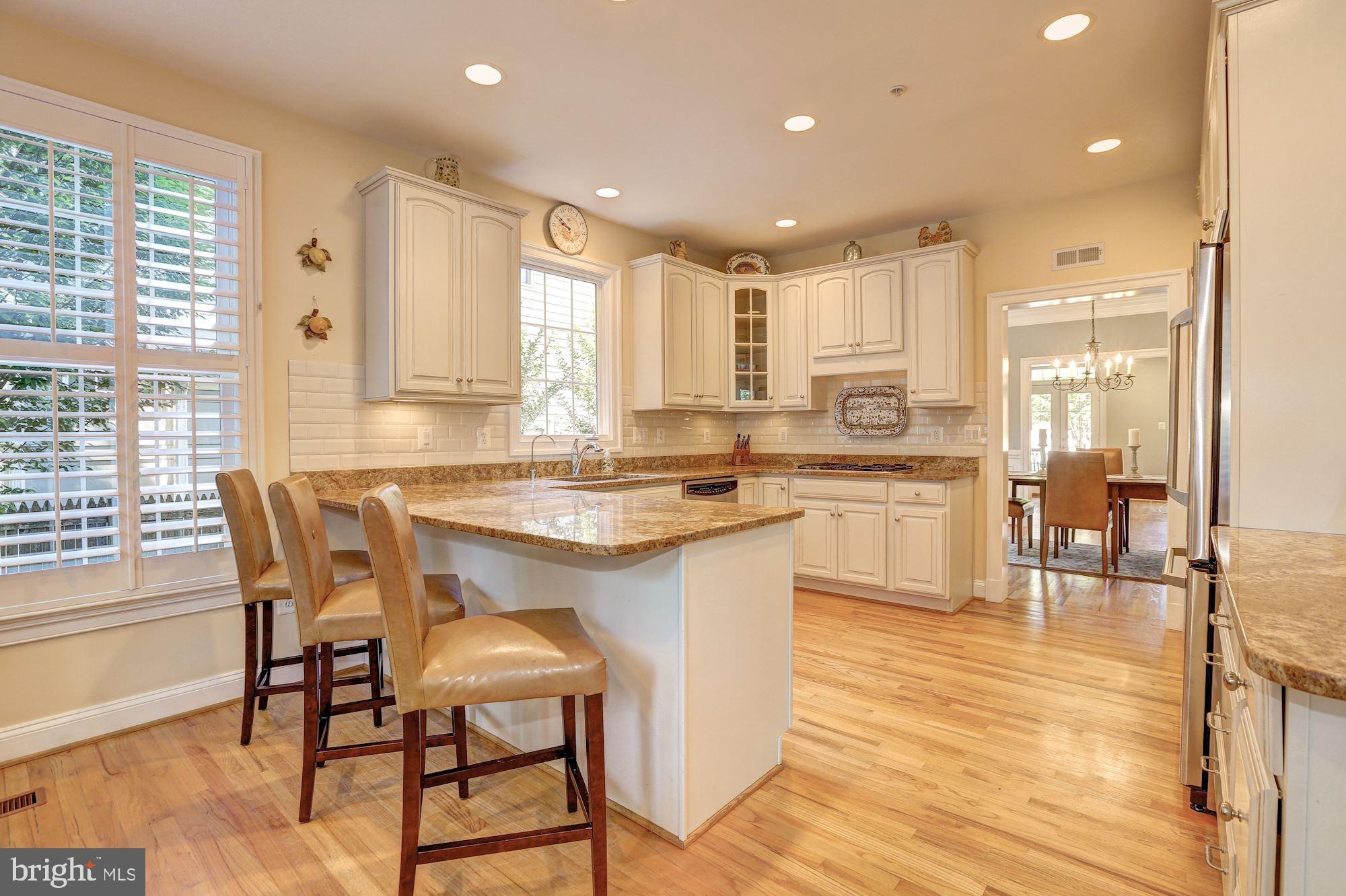 ALTA VISTA TERRACE - Residential