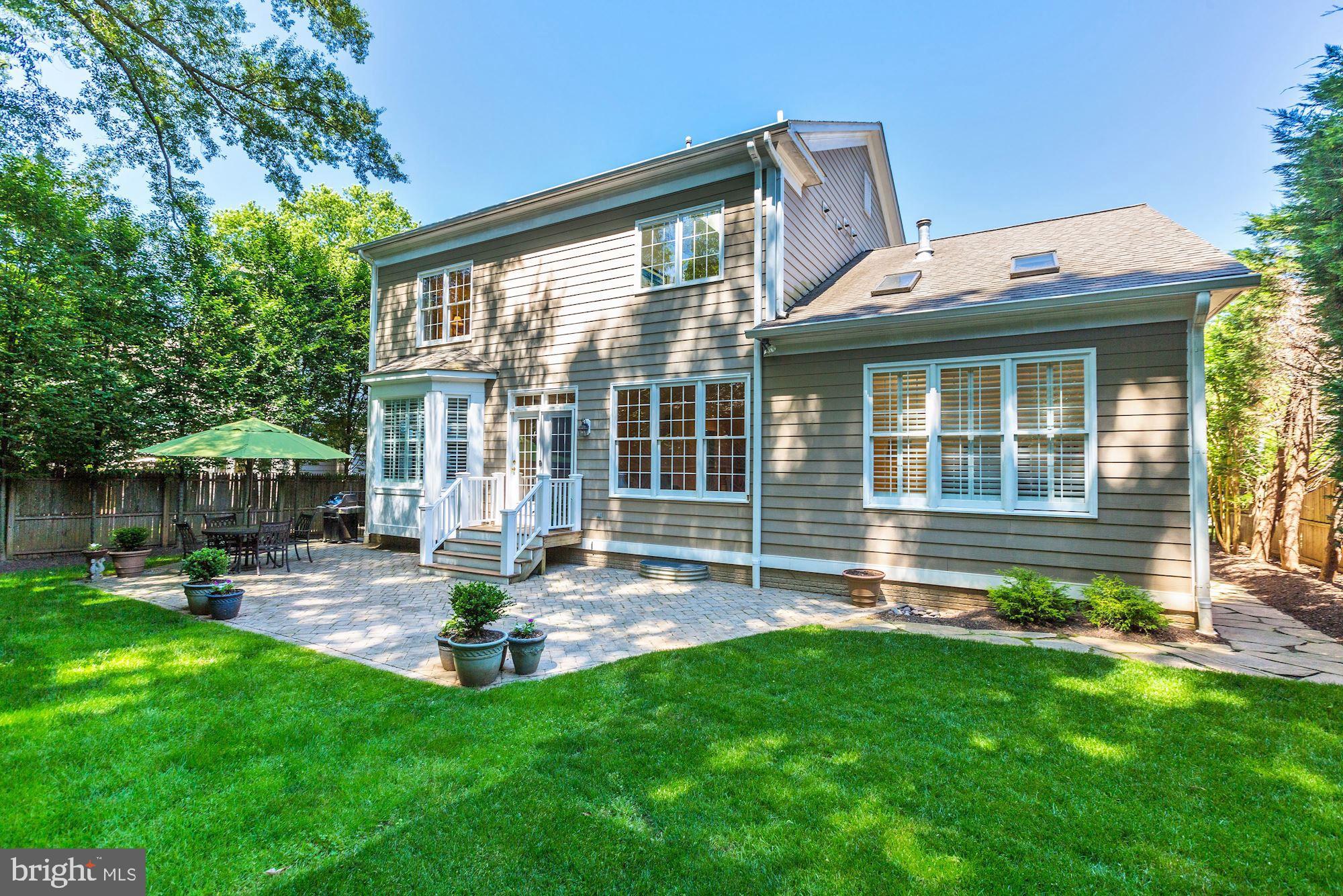 ALTA VISTA TERRACE - Residential