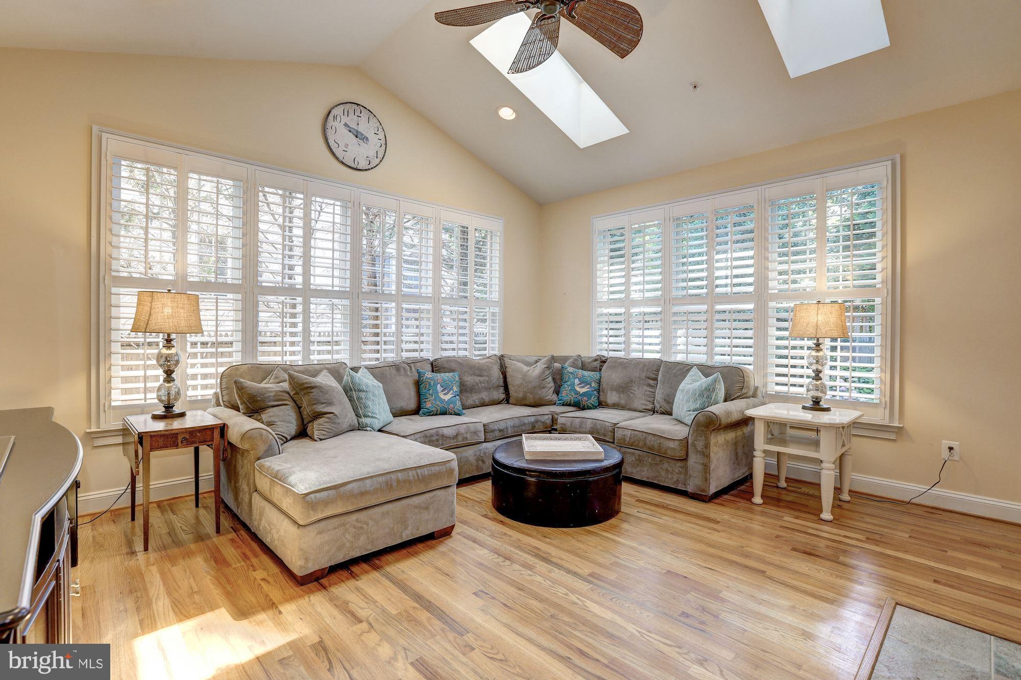 ALTA VISTA TERRACE - Residential