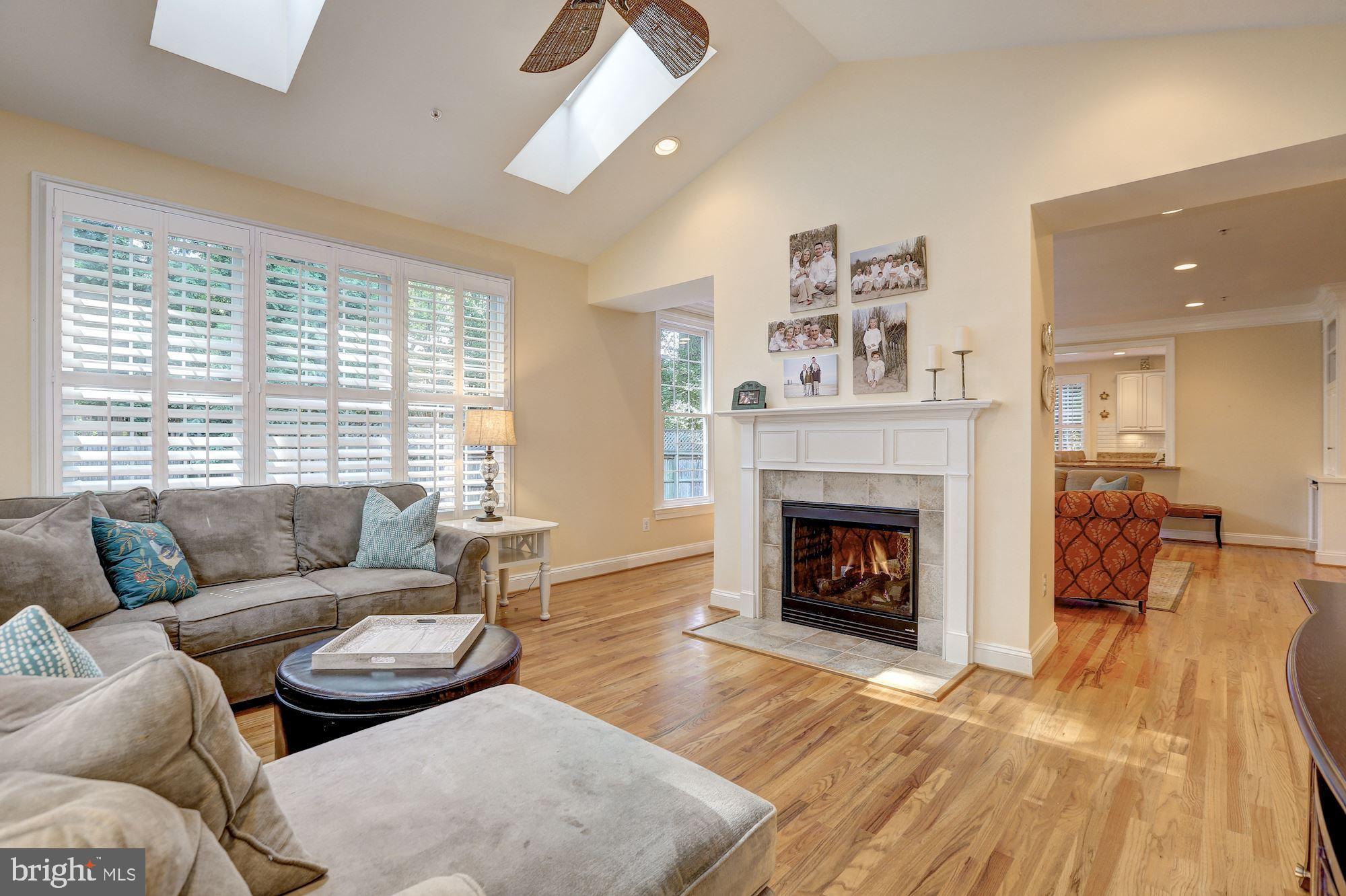 ALTA VISTA TERRACE - Residential