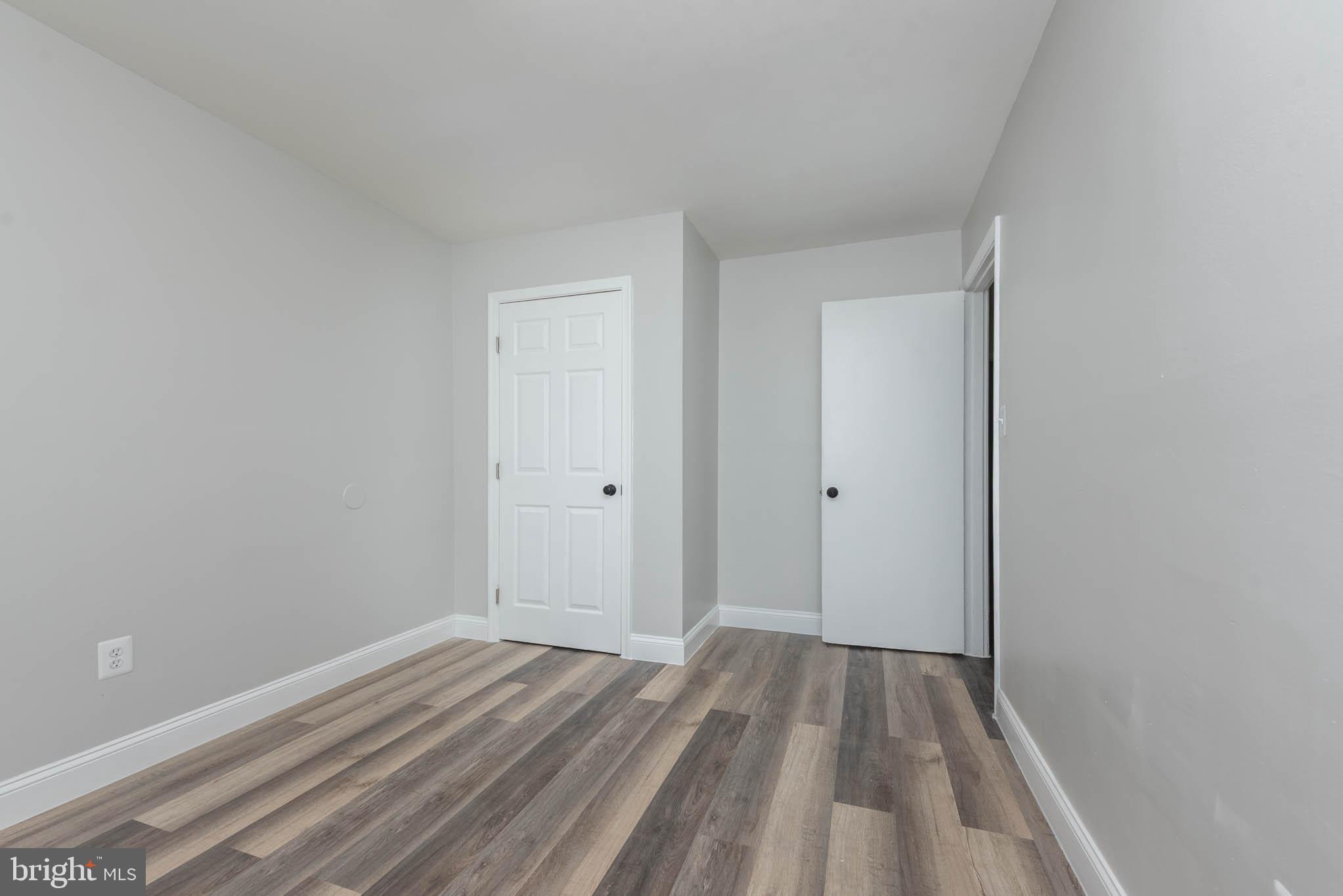 FRANKFORD - Residential Lease