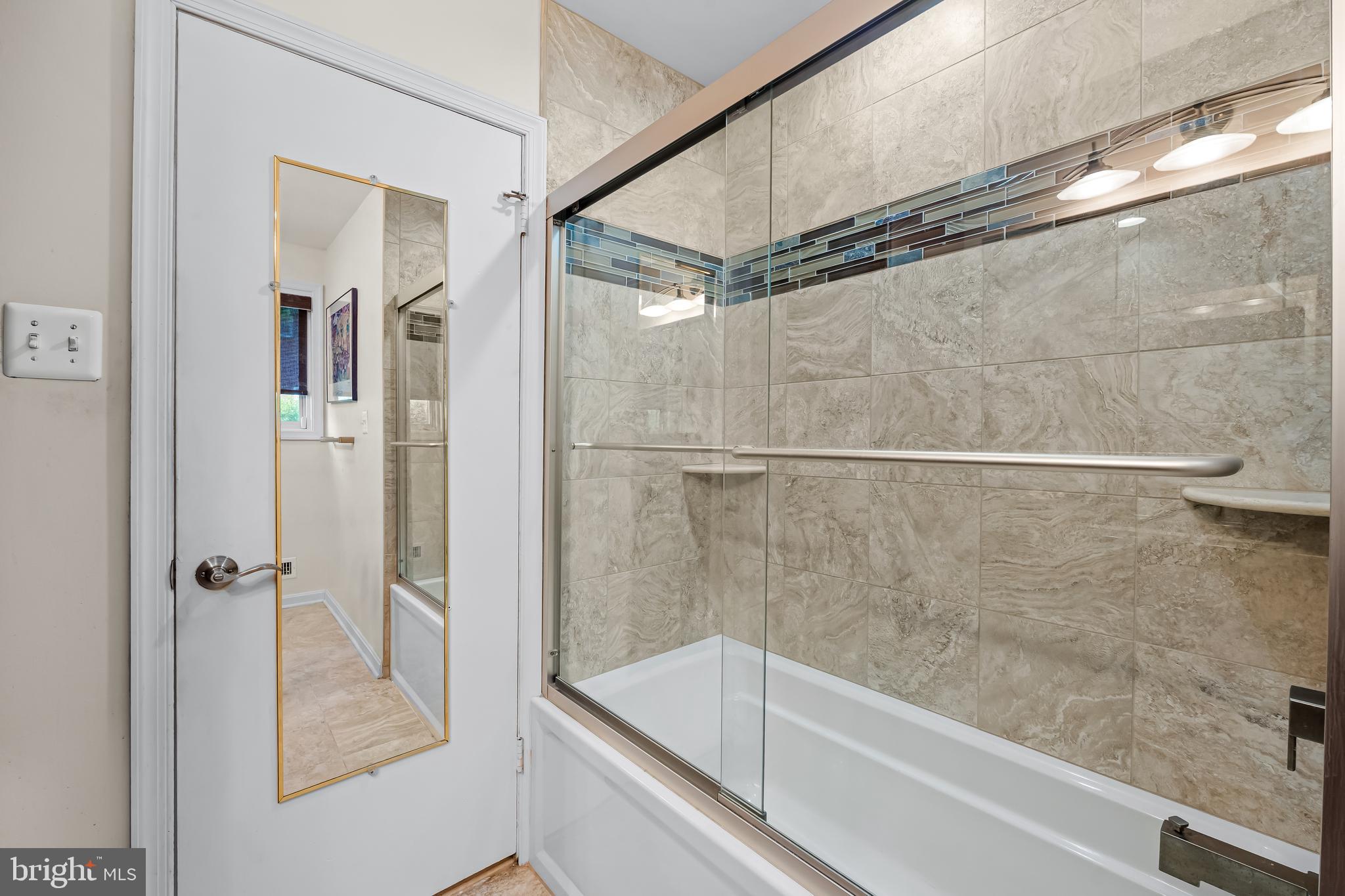 DUMBARTON HEIGHTS - Residential