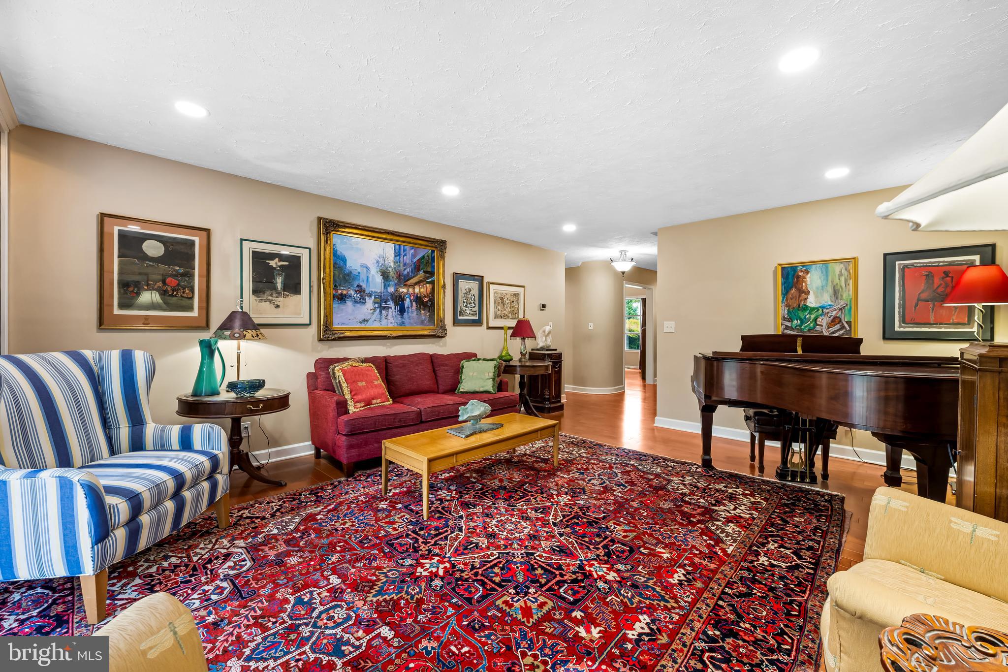 DUMBARTON HEIGHTS - Residential