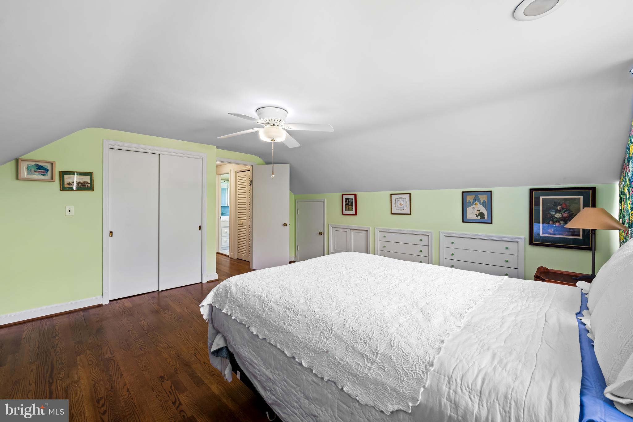 DUMBARTON HEIGHTS - Residential