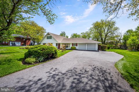 Tiny photo for 7917 Stevenson Road, PIKESVILLE, MD 21208 (MLS # MDBC2159606)