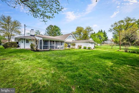 Tiny photo for 7917 Stevenson Road, PIKESVILLE, MD 21208 (MLS # MDBC2159606)