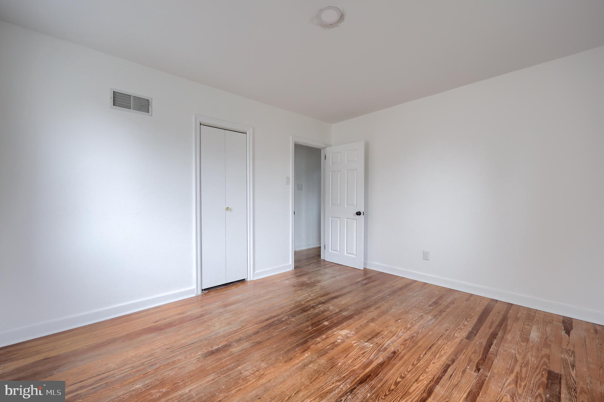 MANOR RIDGE - Residential