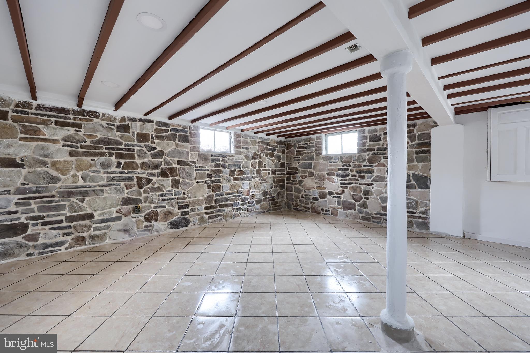 MANOR RIDGE - Residential