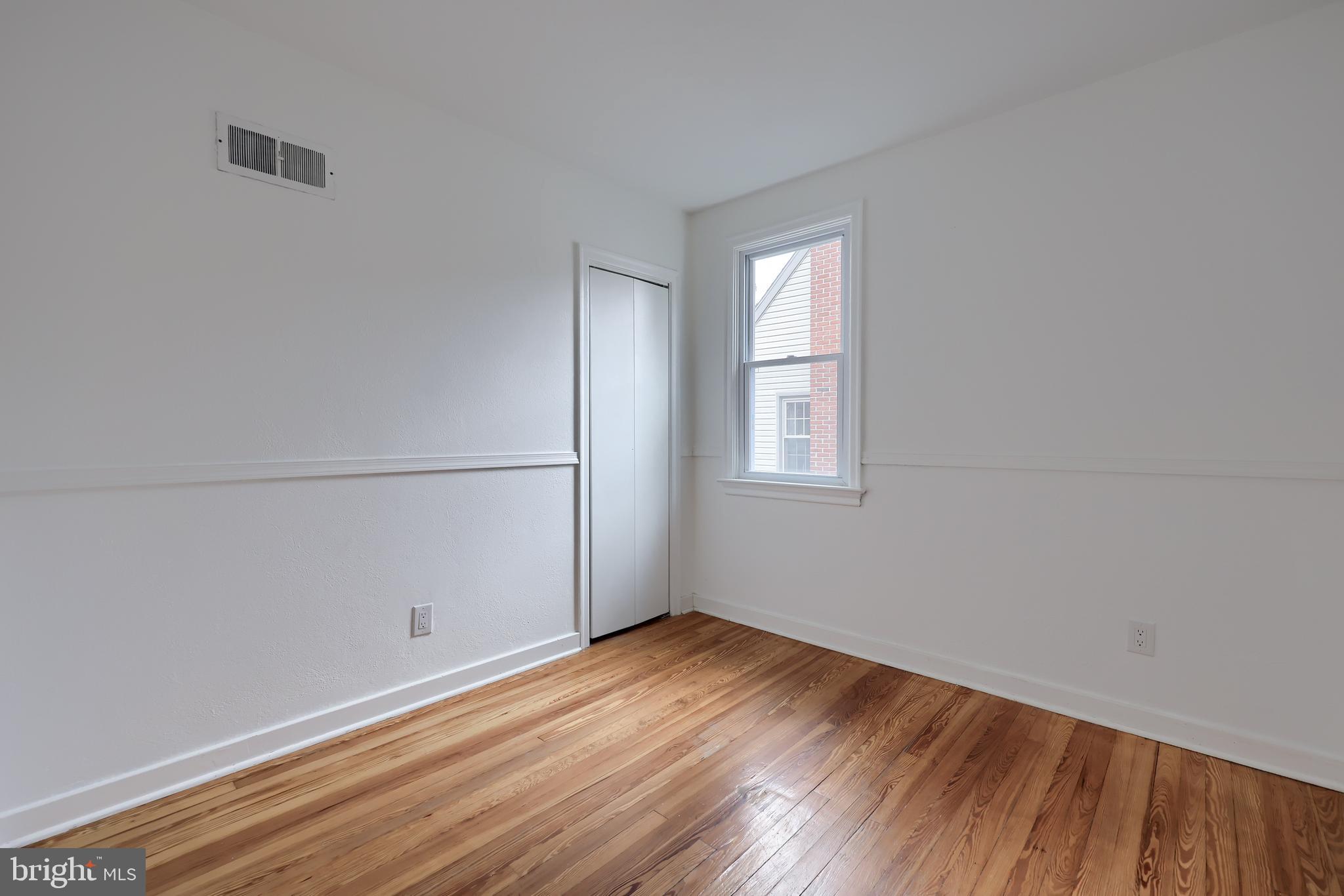 MANOR RIDGE - Residential