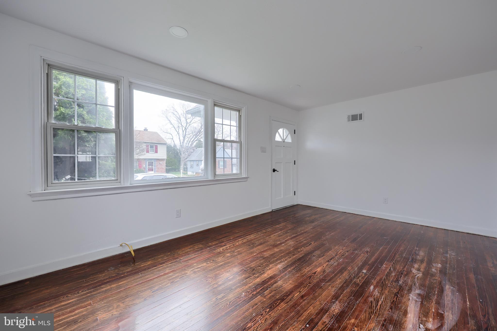 MANOR RIDGE - Residential