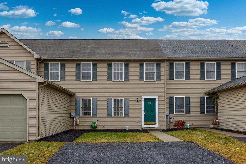 Photo of 598 WOOD DUCK DR, MANHEIM, PA 17545 (MLS # PALA2029996)
