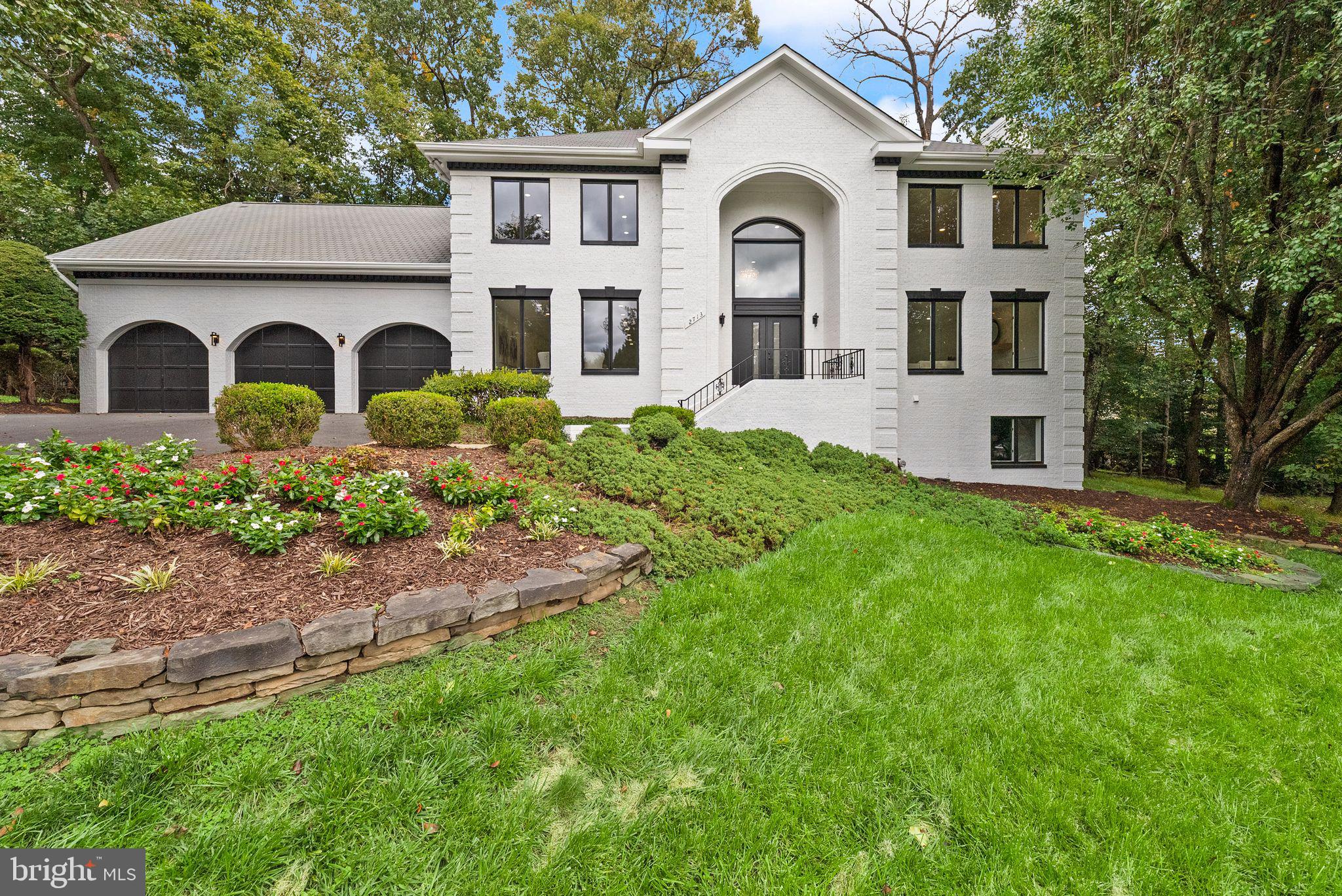 2713 SILKWOOD COURT