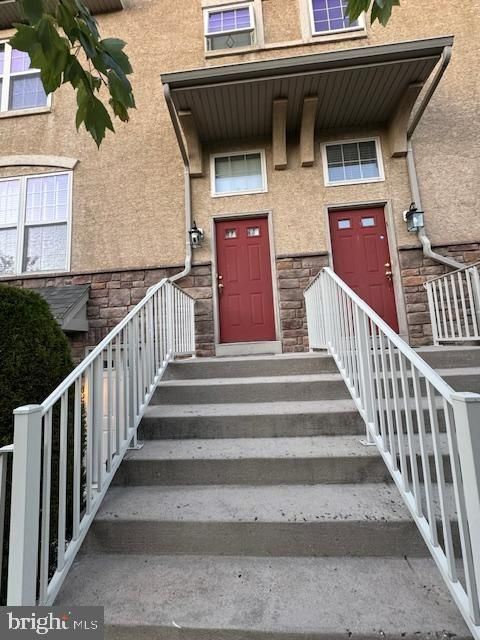 76 LILLY DRIVE FEASTERVILLE TREVOSE PA 19053