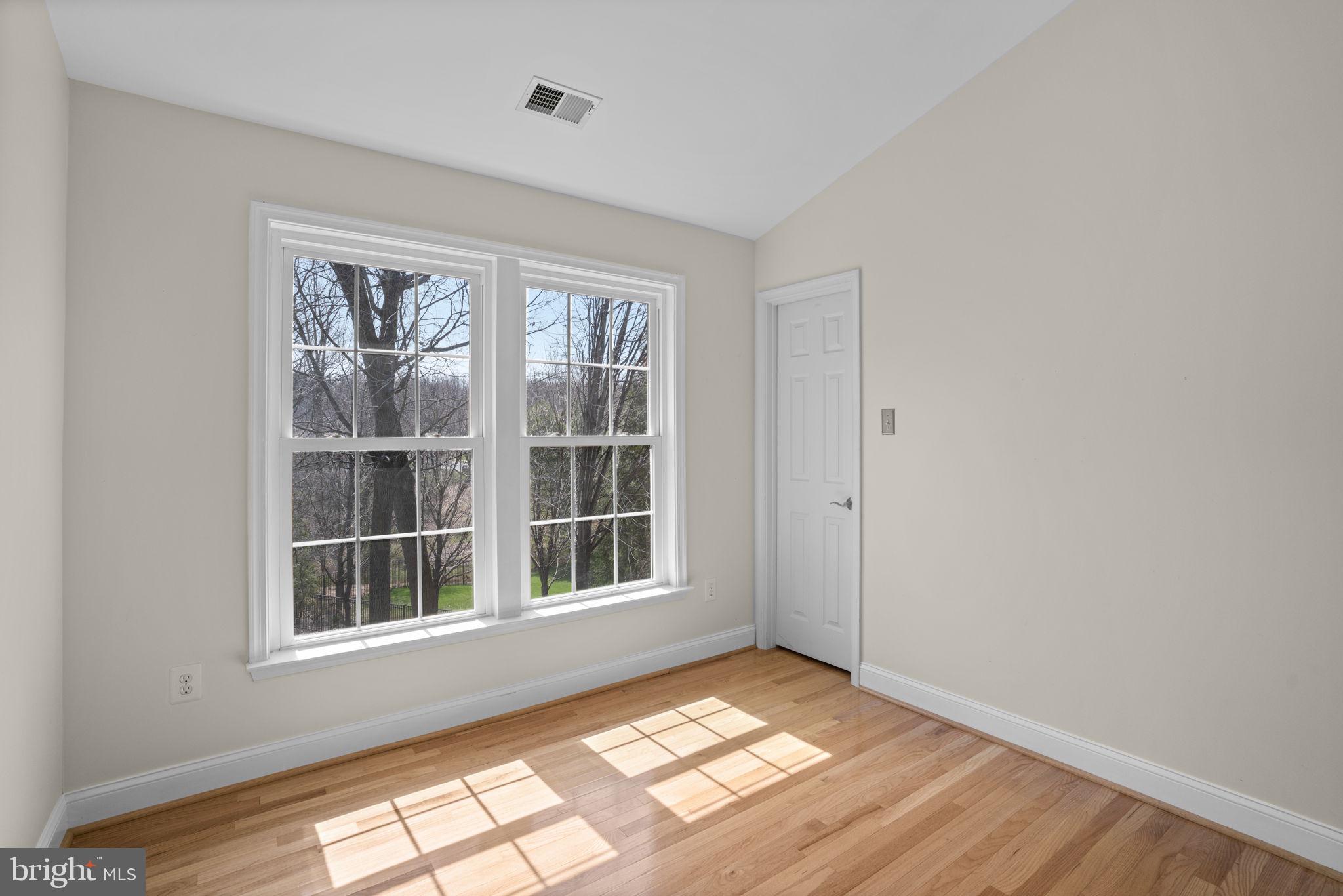 WORTHINGTON RESERVES - Residential