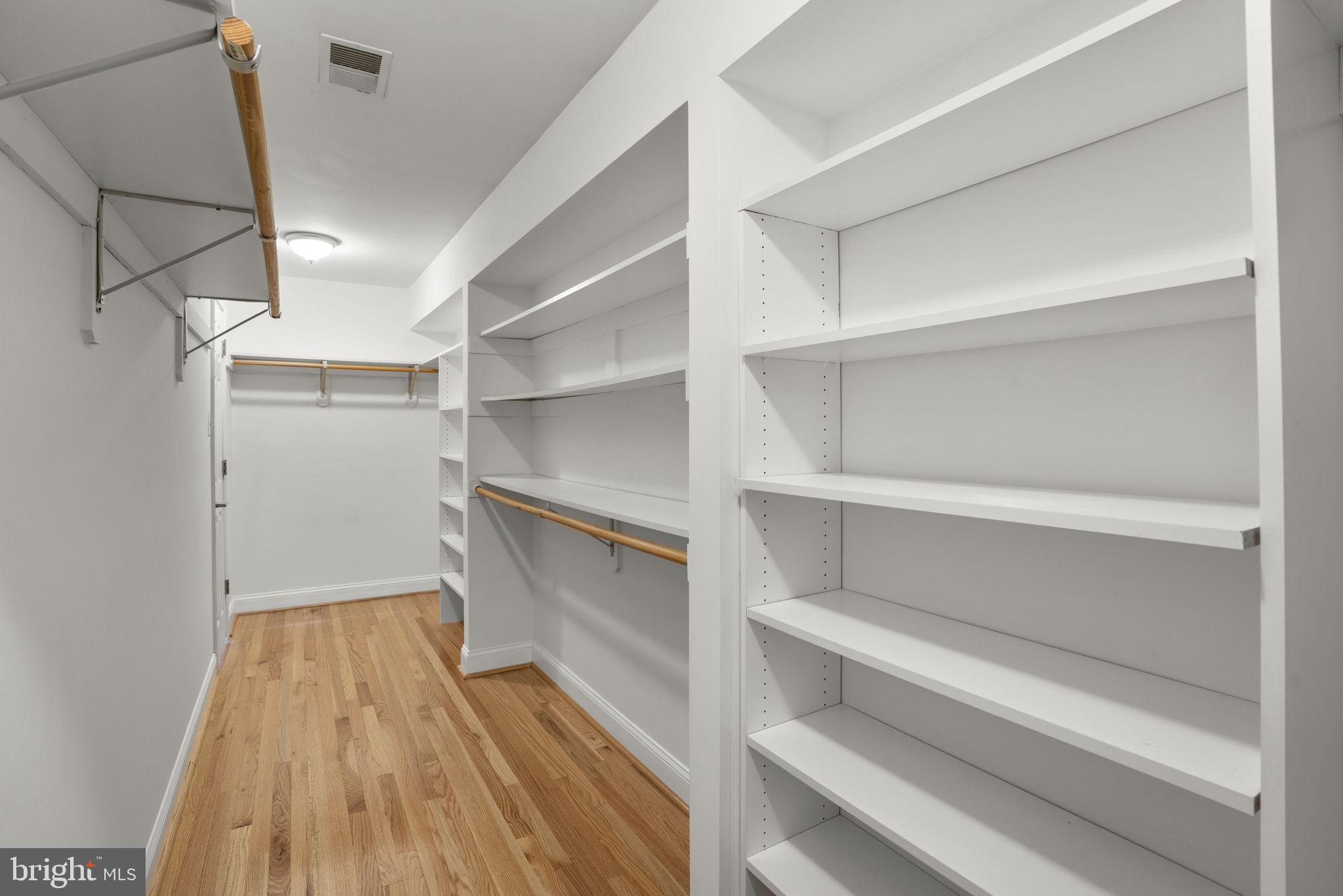 WORTHINGTON RESERVES - Residential