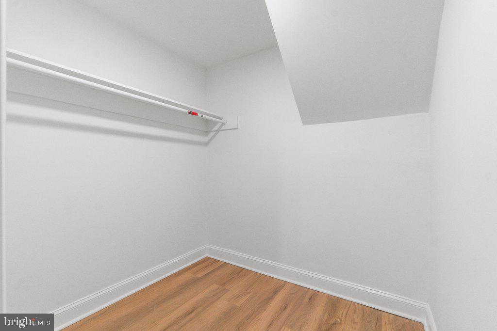 GLENVUE - Residential