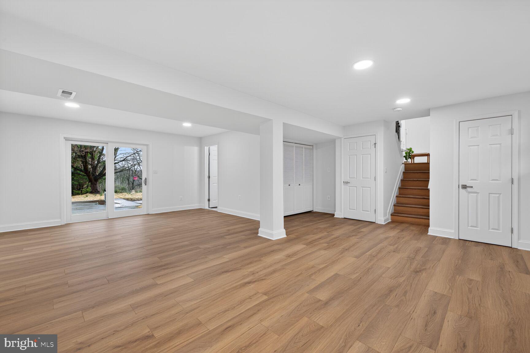 GLENVUE - Residential