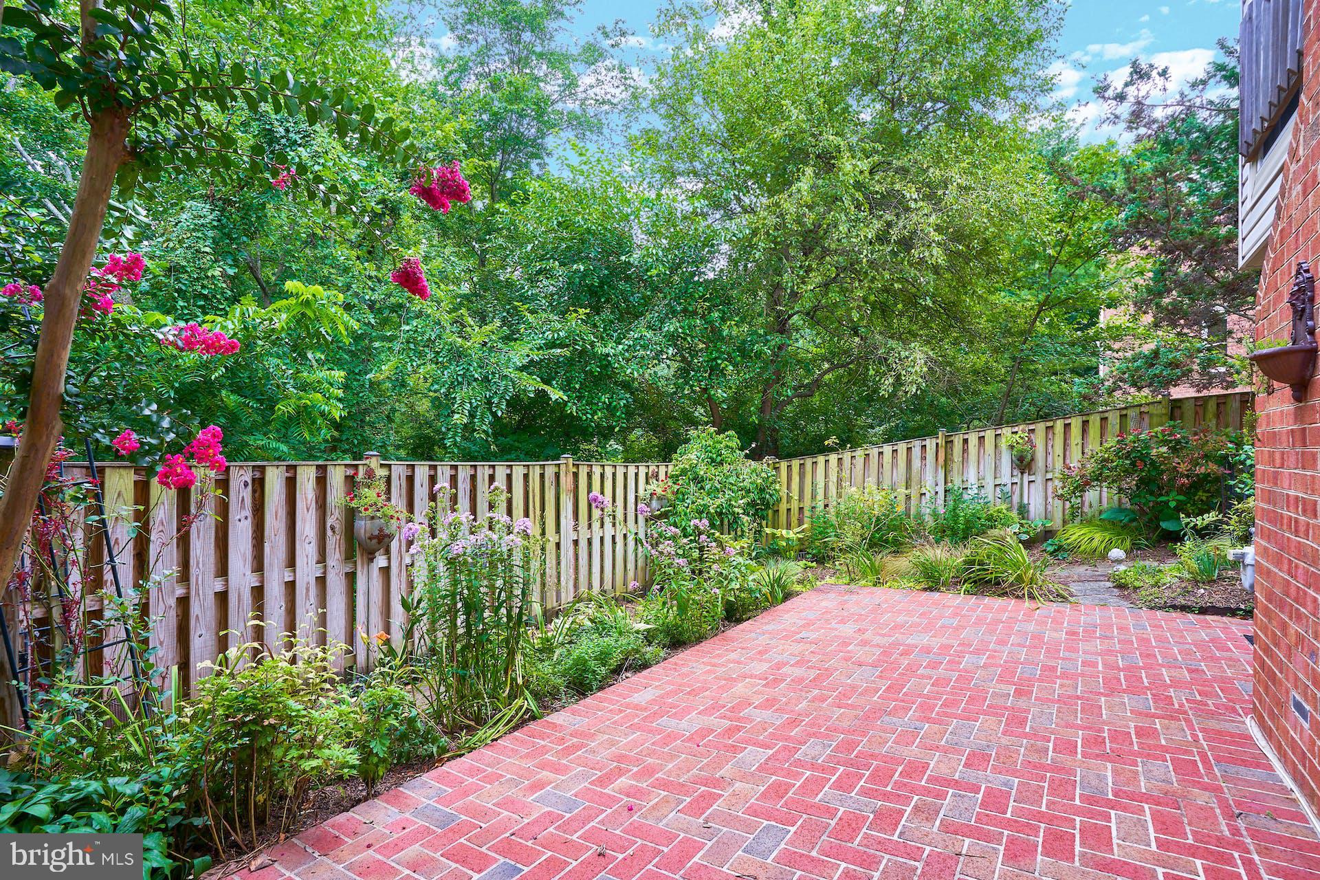 SULLY STATION - Residential