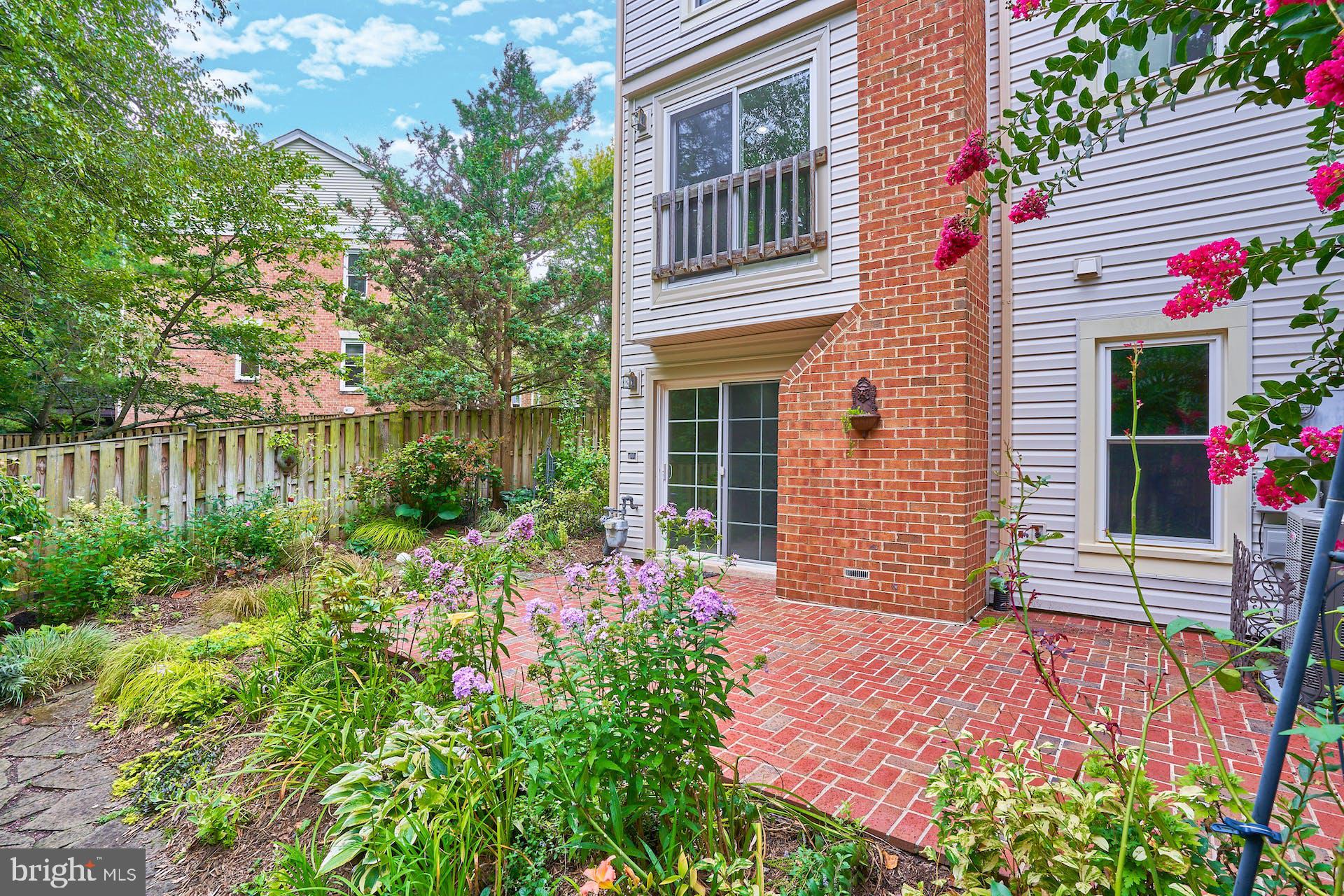 SULLY STATION - Residential