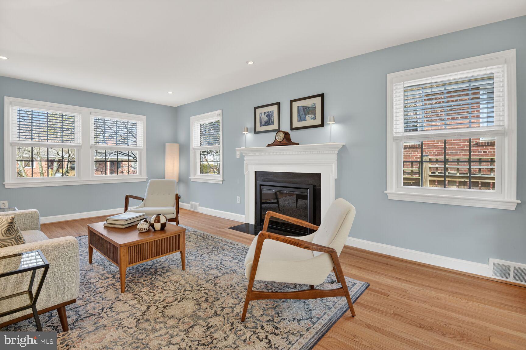 1548 NORTHGATE ROAD NW